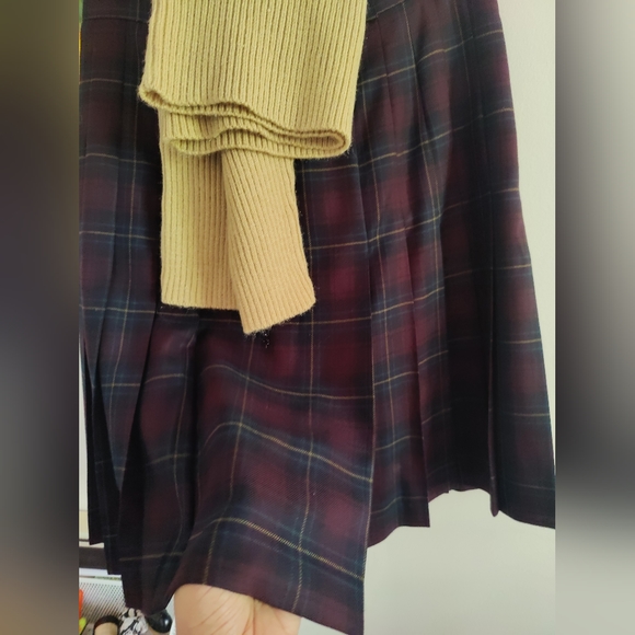 CONRAD C Skirt - Picture 4 of 9